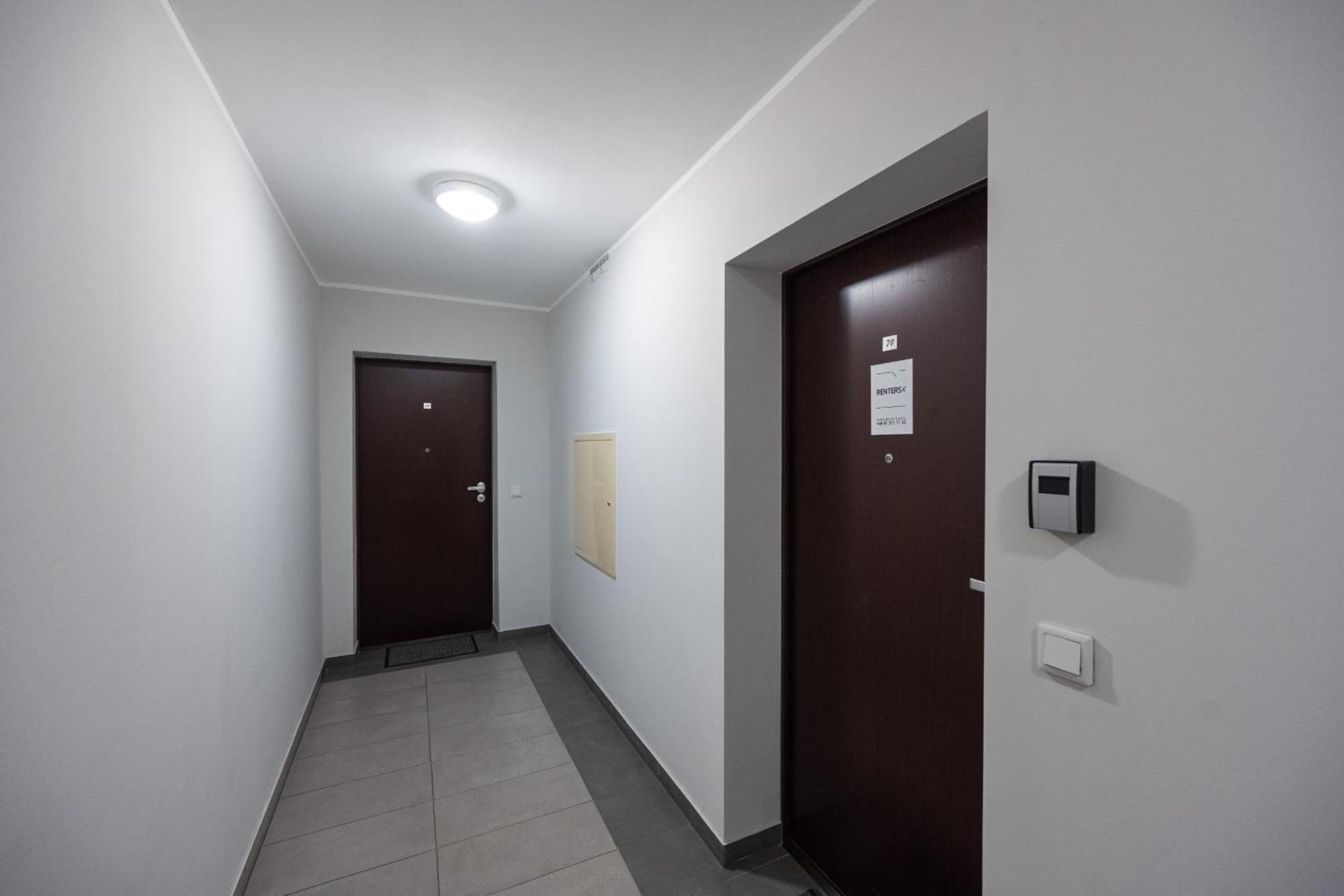 Comfortable Apartment Krakowska Wroclaw With Free Parking By Noclegi Renters Bagian luar foto