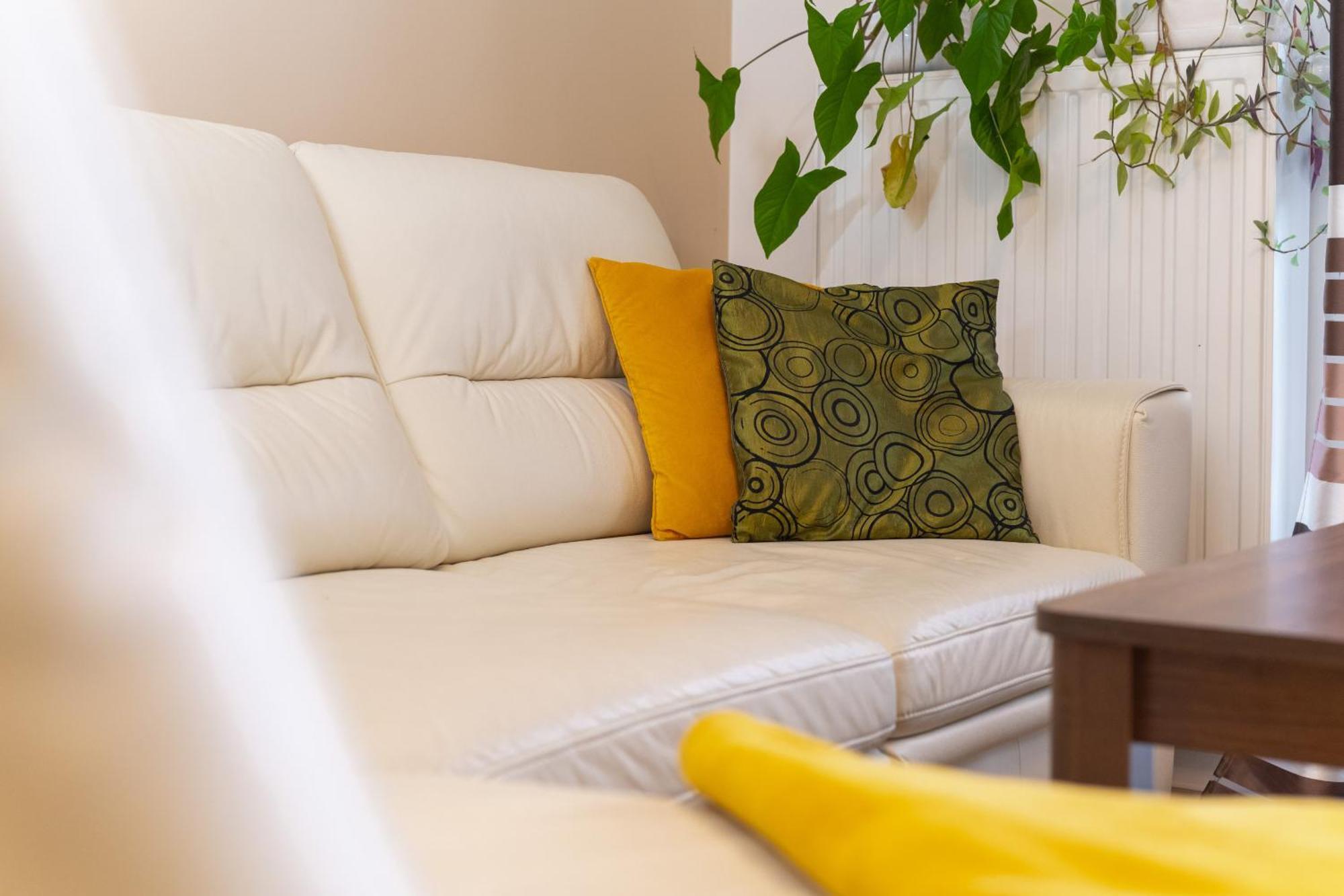 Comfortable Apartment Krakowska Wroclaw With Free Parking By Noclegi Renters Bagian luar foto