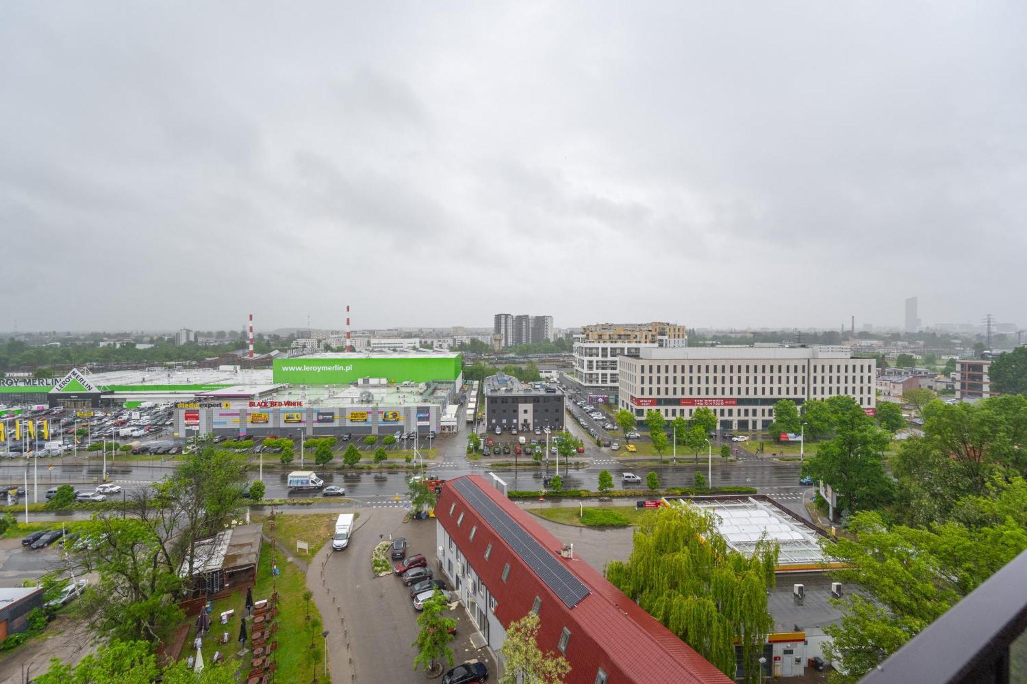 Comfortable Apartment Krakowska Wroclaw With Free Parking By Noclegi Renters Bagian luar foto